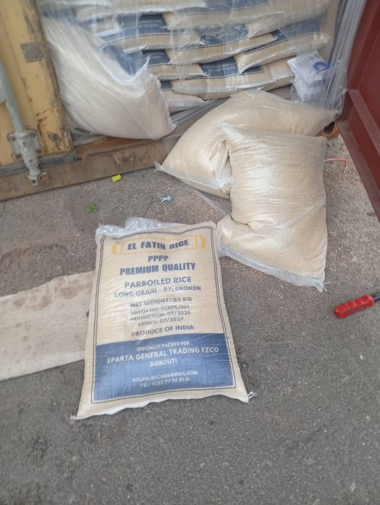 EL FATIH RICE bags on ground